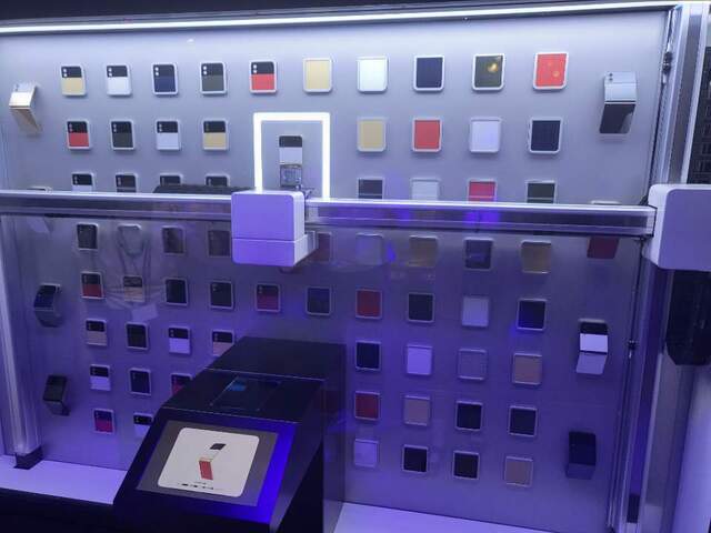 ▲ 갤럭시 Z 플립4 비스포크 에디션 체험 공간 ⓒ장소희 기자