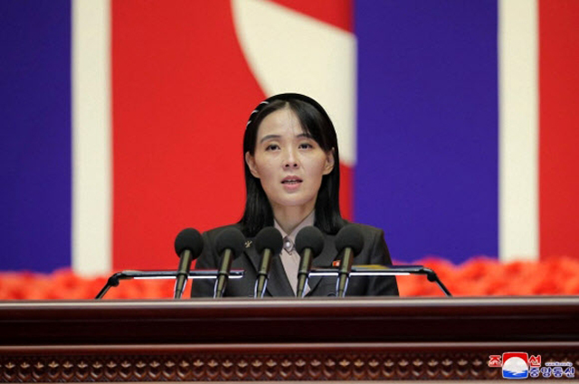 지난 10일 평양에서 열린 전국비상방역총화회의에 참석한 김여정이 연설을 하고 있다. ⓒ연합뉴스. 무단전재 및 재배포 금지.