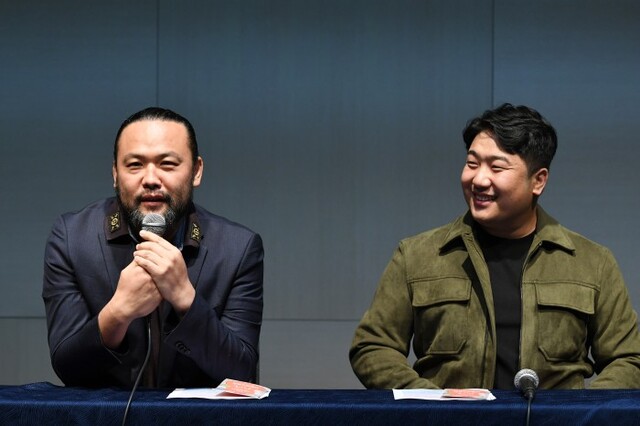 ▲ 베이스 바리톤 사무엘 윤(왼쪽)과 바리톤 김기훈.ⓒ마포문화재단