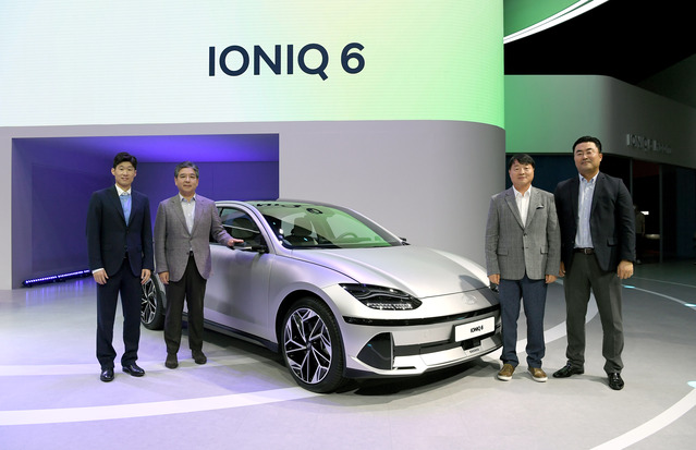 ▲ 지난달 부산국제모터쇼에서 최초공개 된 '아이오닉6' 모습. ⓒ현대차