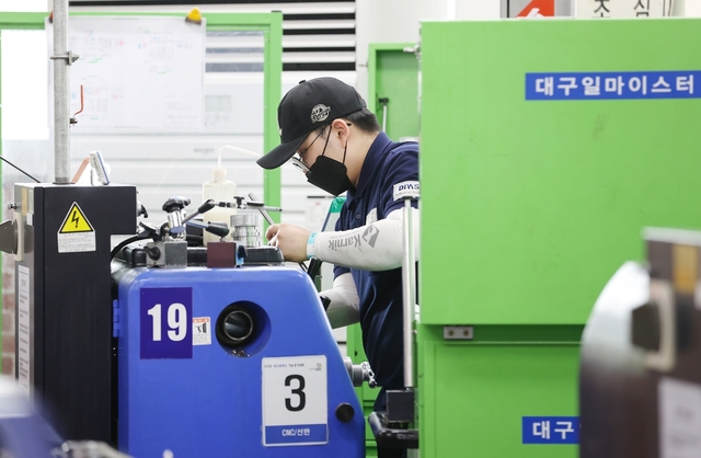 ▲ 대구시교육청(교육감 강은희)은 8월 29일부터 9월 5일까지 8일간 경남 창원컨벤션센터 등 8개 경기장에서 개최되는 제57회 전국기능경기대회에 대구광역시 소재 16개 특성화고·마이스터고 학생 118명(109팀)이 39개 종목에 출전한다.ⓒ대구시교육청