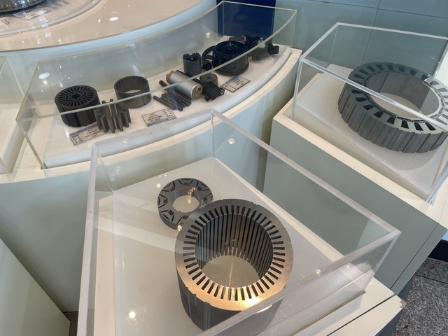 ▲ 포스코모빌리티솔루션에서 생산한 구동모터코아.ⓒ이가영 기자