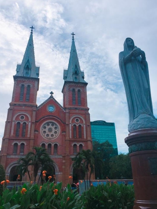 ▲ 호치민 노트르담 성당. ⓒ플라이강원