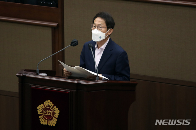 ▲ 조희연 서울시교육감이 지난 7월 15일 서울시의회에서 열린 제311회 임시회 제1차 본회의에서 2022년도 제2회 추가경정예산안에 대한 시정연설을 하고 있다. ⓒ뉴시스