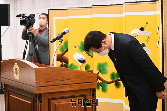 ▲ 오세훈 서울시장이 지난 7월 15일 제11회 서울특별시의회 개원 기념식에 참석해 인사하고 있다. ⓒ강민석 기자