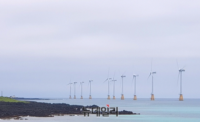 ▲ 제주도에 위치한 해상풍력 단지 전경.ⓒ박정환 기자