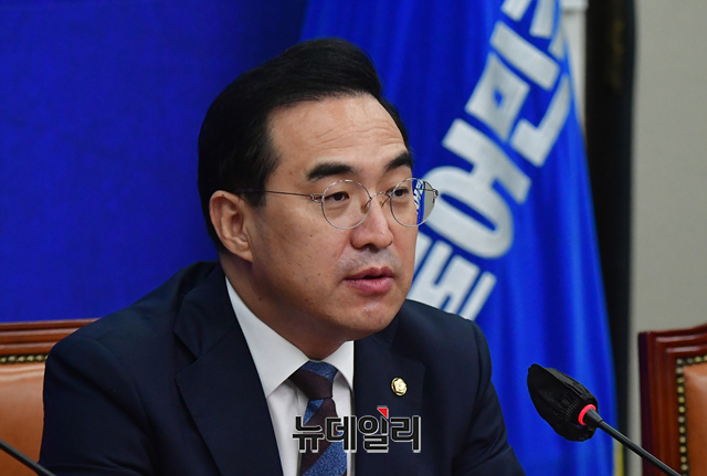 ▲ 박홍근 더불어민주당 원내대표가 8월 29일 오전 국회에서 열린 최고위원회의에 참석해 발언을 하고 있다.ⓒ이종현 기자