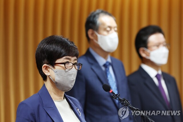 ▲ 공군 성폭력 피해자 고(故) 이예람 중사 사망 사건을 100일간 수사한 안미영 특별검사가 지난 13일 서초구 서울지방변호사회관에서 수사 결과를 발표하고 있다.ⓒ연합뉴스