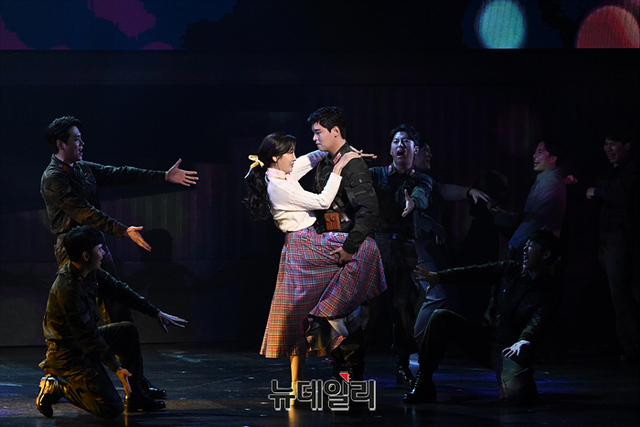 ▲ 뮤지컬 '사랑의 불시착' 공연 장면.ⓒ강민석 기자