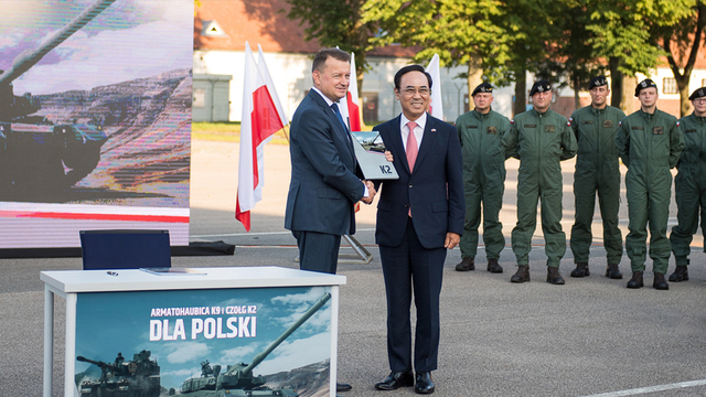 ▲ 폴란드 군비청과 4조 4992억 원 규모의 K2 전차 수출계약을 맺었다. ⓒ현대로템
