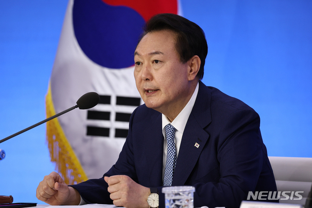 ▲ 윤석열 대통령이 7일 울산시청에서 열린 제2회 중앙지방협력회의를 주재하고 있다. ⓒ뉴시스