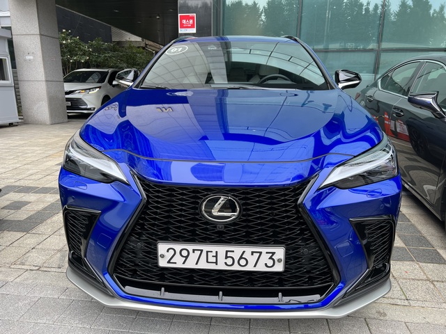 ▲ 시승한 NX450h+ F SPORT 전면부 ⓒ정원일 기자