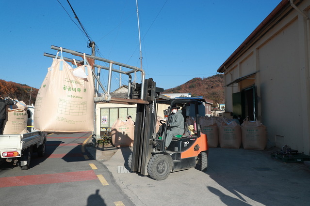 ▲ 예천군(군수 김학동) 11일부터 31일까지 2022년산 공공비축미 산물벼 매입을 시작한다.ⓒ예천군