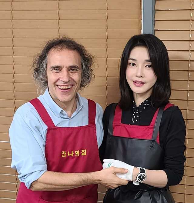 ▲ 김하종 신부(왼쪽)와 김건희 여사 ⓒ김하종 신부 페이스북