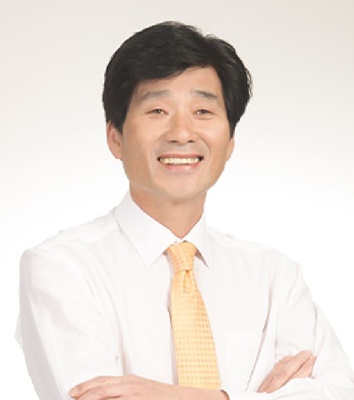 ▲ 최태림 경상북도의회 행정보건복지위원장은 지난 10월 14일 오후 3시 경북여성정책개발원 다목적홀에서 ‘변화의 시대, 경북여성정책개발원의 역할과 과제’에 대해 특강을 했다.ⓒ경북도의회