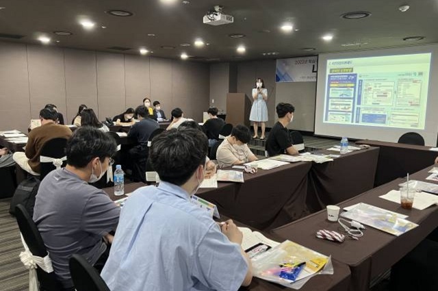 ▲ 위덕대학교 대학일자리플러스센터는 지난 13일부터 14일까지 2일간 저학년 학생들을 대상으로 ‘Me路찾기 진로캠프’를 개최했다.ⓒ위덕대