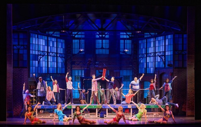 ▲ 뮤지컬 '킹키부츠' 공연 장면.ⓒCJ ENM