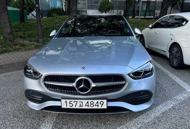 ▲ C200 4MATIC 아방가르드 모습. ⓒ김재홍 기자