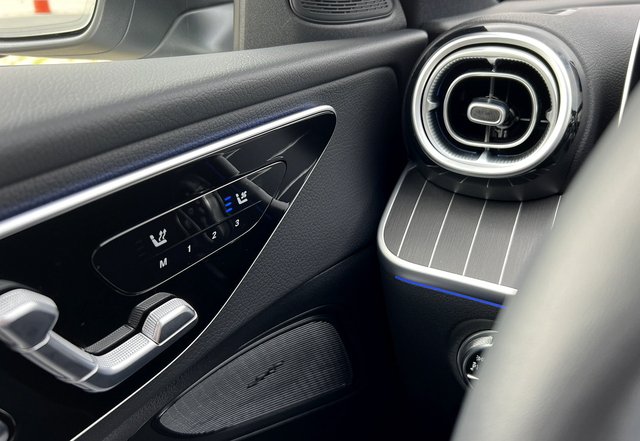 ▲ 1열에는 통풍 및 열선 기능을 사용할 수 있다. ⓒ김재홍 기자