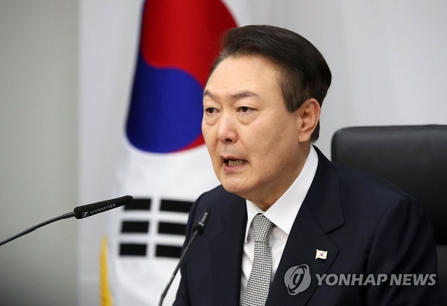 ▲ 윤석열 대통령이 7일 오전 서울 용산 대통령실 청사에서 재난안전관리체계 점검 및 제도 개선책 논의를 위해 열린 국가안전시스템점검회의에서 발언하고 있다. ⓒ연합뉴스(사진=대통령실통신사진기자단)