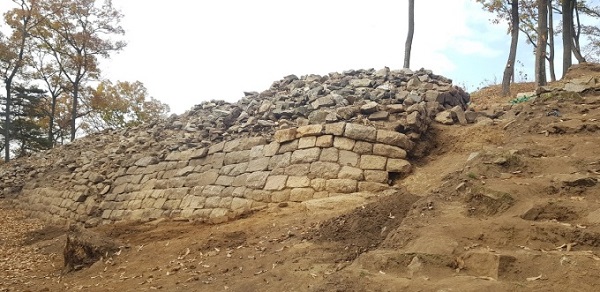 ▲ 대전시가 오는 9일 지역주민과 문화유산 단체 등을 대상으로 흑석동 산성 발굴현장을 공개하는 설명회를 개최한다.ⓒ대전시