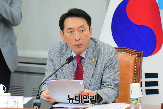 ▲ 김석기 국민의힘 사무총장이 지난 9월 5일 오전 국회에서 열린 국민의힘 제4차 전국위원회에 참석해 발언하고 있다. ⓒ이종현 기자