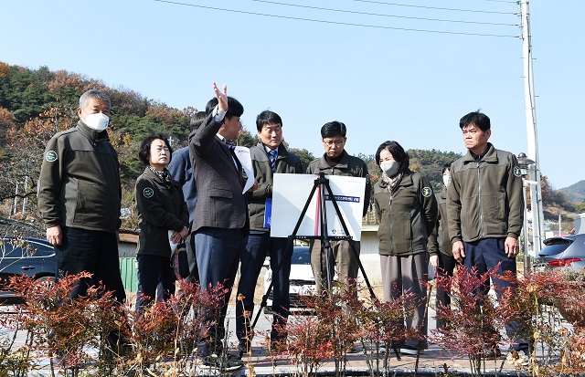 ▲ 군위군의회는 지난 7일부터 8일까지 이틀간 ‘주요사업 추진현장 방문’을 실시했다.ⓒ군위군의회