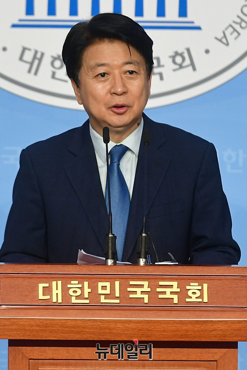 ▲ 노웅래 더불어민주당 의원이2020년 7월 20일 오후 국회 소통관 기자회견장에서 최고위원 출마 선언을 하고 있다. ⓒ뉴데일리 DB