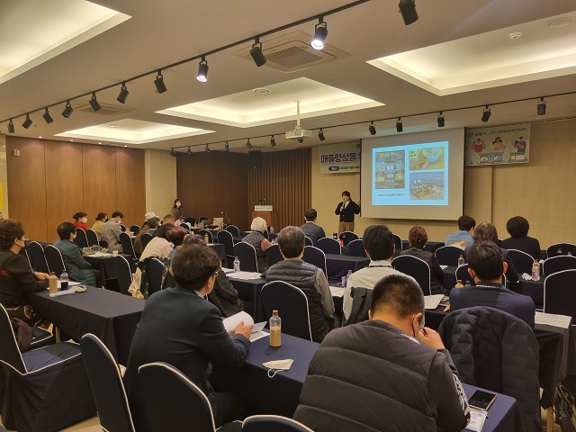 ▲ 안동시와 경북문화관광공사는 지난 16일 청송 주왕산온천관광호텔에서 경북 북부권 11개 시군 관광종사자 60여 명을 대상으로 ‘매출향상을 위한 식음업 교육(2회차)’을 개최했다.ⓒ경북관광공사