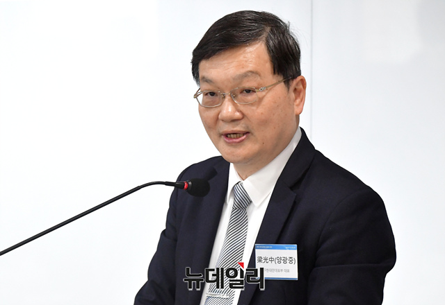 ▲ 양광중 주한대만대표부 대표가 '대만-한국 관계의 성찰과 전망' 심포지엄에서 축사하고 있다. ⓒ이종현 기자