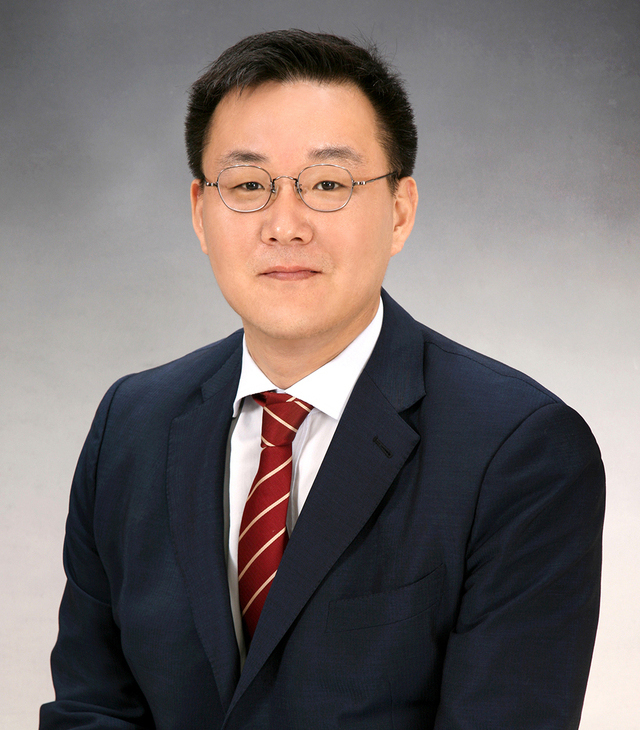 ▲ 김남호 DB그룹 회장.ⓒDB