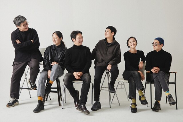 ▲ (왼쪽부터)전진모·엄지은·최윤석·목소·공영선·여다함.ⓒ서울문화재단