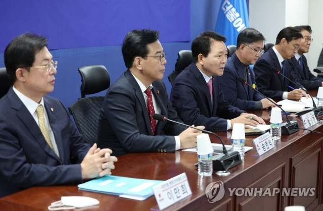 ▲ 성일종 국민의힘 정책위의장이 1일 오전 국회 의원회관 더불어민주당 정책실에서 열린 여야 '3+3 정책 협의체' 첫 회의에서 발언하고 있다.ⓒ연합뉴스