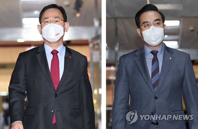▲ 국민의힘 주호영 원내대표(왼쪽)와 더불어민주당 박홍근 원내대표가 1일 오전 국회의장 주재 여야 원내대표 회동을 위해 서울 여의도 국회 의장실로 향하고 있다. ⓒ연합뉴스