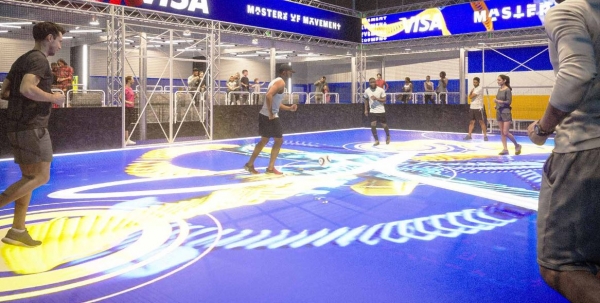 ▲ 비자에서 월드컵 경기장 팬 구역에 만든 체험 공간. ⓒVisa