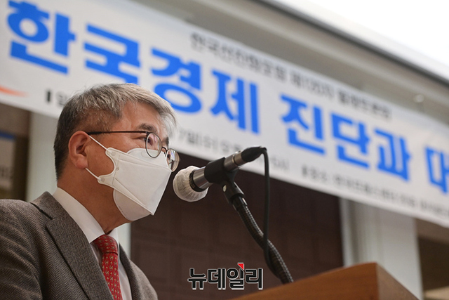 ▲ 발언 중인 김용하 순천향대 교수. ⓒ정상윤 기자