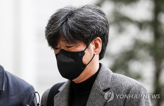 ▲ 남욱 변호사가 9일 오전 서초구 서울중앙지방법원에서 열린 대장동 개발 사업 로비·특혜 의혹 관련 1심 속행 공판에 출석하고 있다. ⓒ연합뉴스