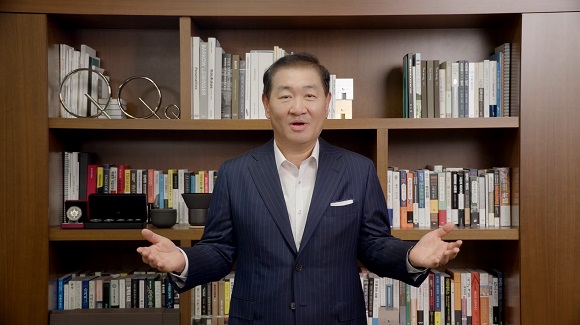 ▲ '삼성AI포럼'에서 개회사를 하는 한종희 삼성전자 부회장 겸 DX부문장 ⓒ삼성전자