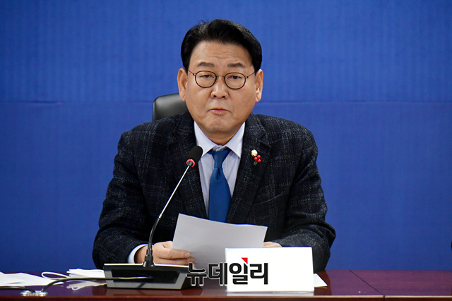 ▲ 김교흥 국회 이태원 참사 진상규명과 재발방지를 위한 국정조사 특별위원회 더불어민주당 간사가 13일 오전 국회 의원회관에서 열린 국정조사특위 야3당 의원 기자회견에 참석해 발언을 하고있다.ⓒ이종현 기자