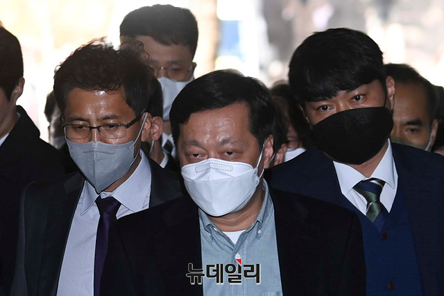 ▲ 정진상 더불어민주당 정무조정실장이 지난달 18일 오후 서울 서초구 중앙지법에서 열린 구속 전 피의자심문(영장실질심사)에 출석하고 있다. ⓒ뉴데일리DB