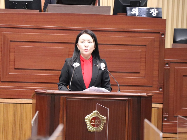 ▲ 경상북도의회 정경민 의원(비례)은 12월 21일 제336회 제2차 정례회 5분 자유발언을 통해 ‘세계역사도시진흥원’의 경주 설립 유치를 위한 경북도의 노력을 강력히 촉구했다.ⓒ경북도의회