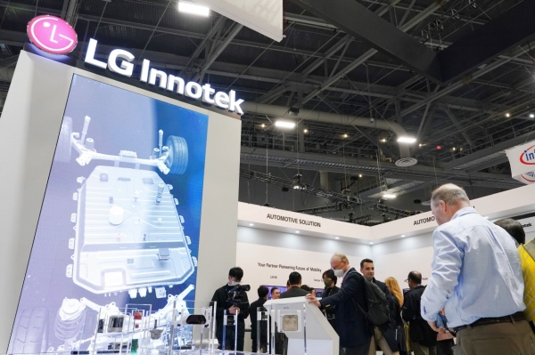▲ 'CES 2023'에 마련된 LG이노텍 오픈 부스. ⓒLG이노텍