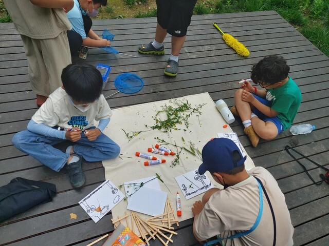 ▲ 지난해 학생들이 온마을방과후 프로그램에 참여하고 있다.ⓒ세종교육청