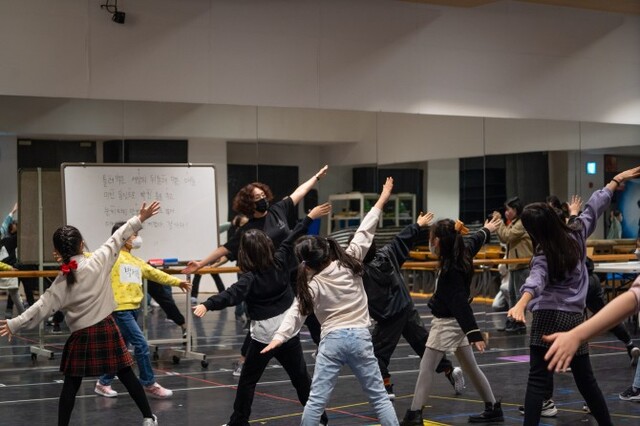 ▲ 뮤지컬 '마틸다' 원데이 클래스 현장.ⓒ신시컴퍼니