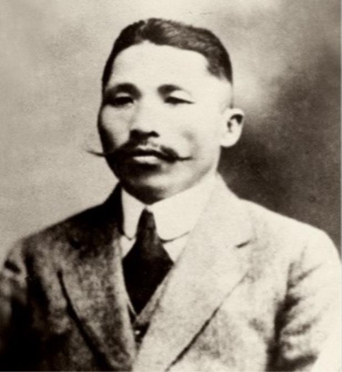▲ 1919년4월 임시정부의 경무국장이 된 김구. 오늘의 경찰국장격이지만 임정대통령과 임정요인들의 경호를 비롯, 청사 경비와 간첩잡기등 치안 총책.(자료사진)