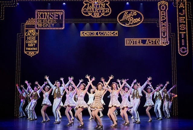 ▲ 뮤지컬 '브로드웨이 42번가' 공연 장면.ⓒCJ ENM·샘컴퍼니