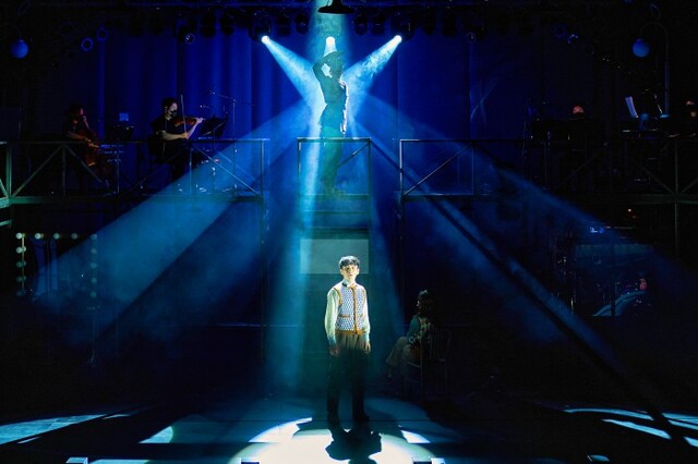 ▲ 뮤지컬 '쇼맨_어느 독재자의 네 번째 대역배우' 공연.ⓒ국립정동극장
