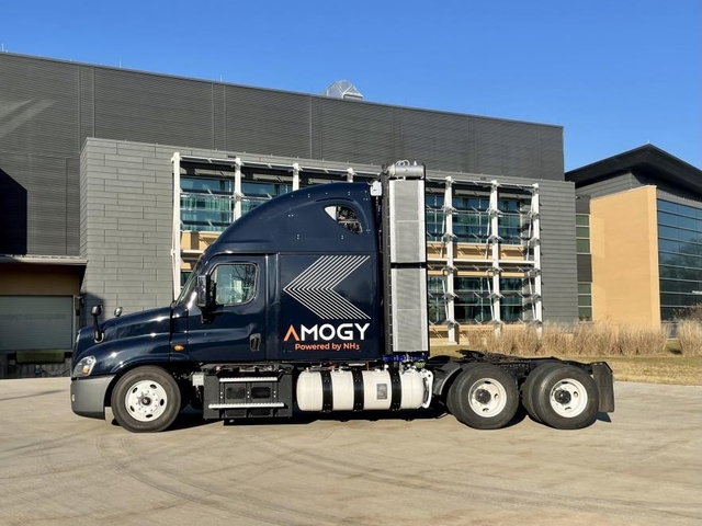 ▲ 아모지(Amogy)가 이달 초 세계 최초로 암모니아를 동력원으로 주행 시험하는 데 성공한 트럭. ⓒSK이노베이션 제공