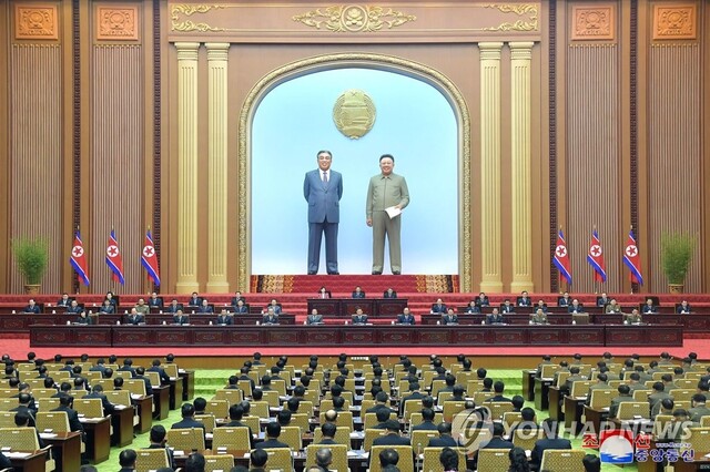 ▲ 북한은 최고인민회의 제14기 제8차회의를 1월 17일부터 18일까지 만수대의사당에서 개최했다고 조선중앙통신이 19일 보도했다. 사진은 회의 개최 모습. 
ⓒ평양 조선중앙통신=연합뉴스