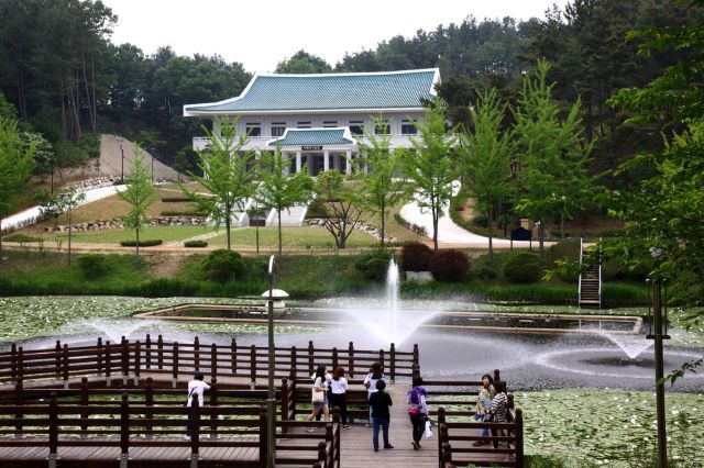 ▲ 청남대 내 대통령기념관 전경.ⓒ충북도